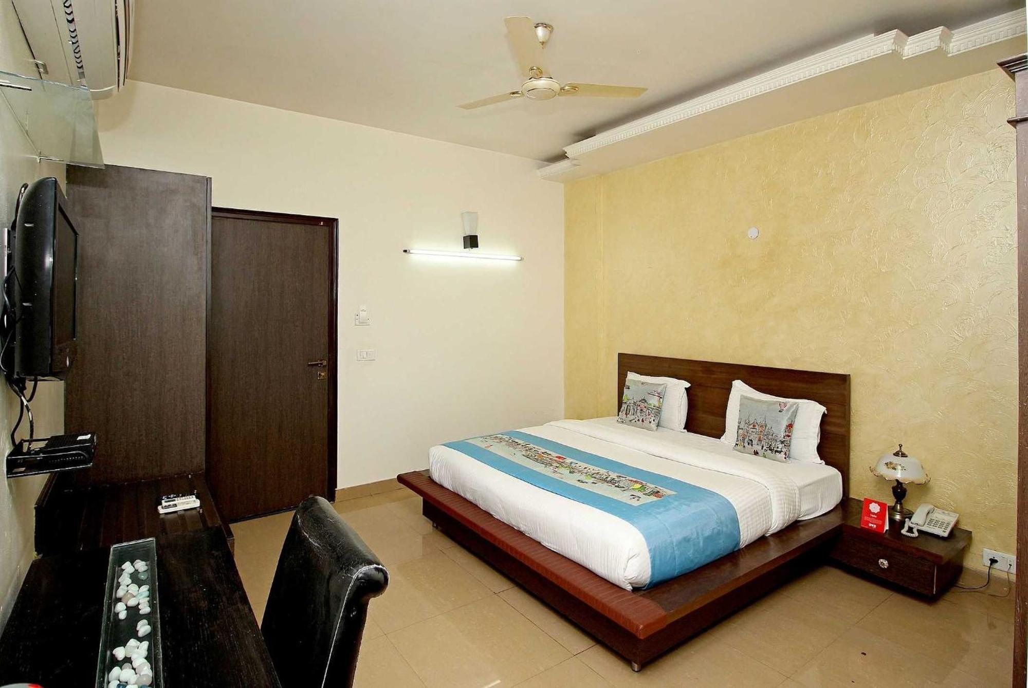 Super Collection O Sakshi Otel Gurgaon Dış mekan fotoğraf
